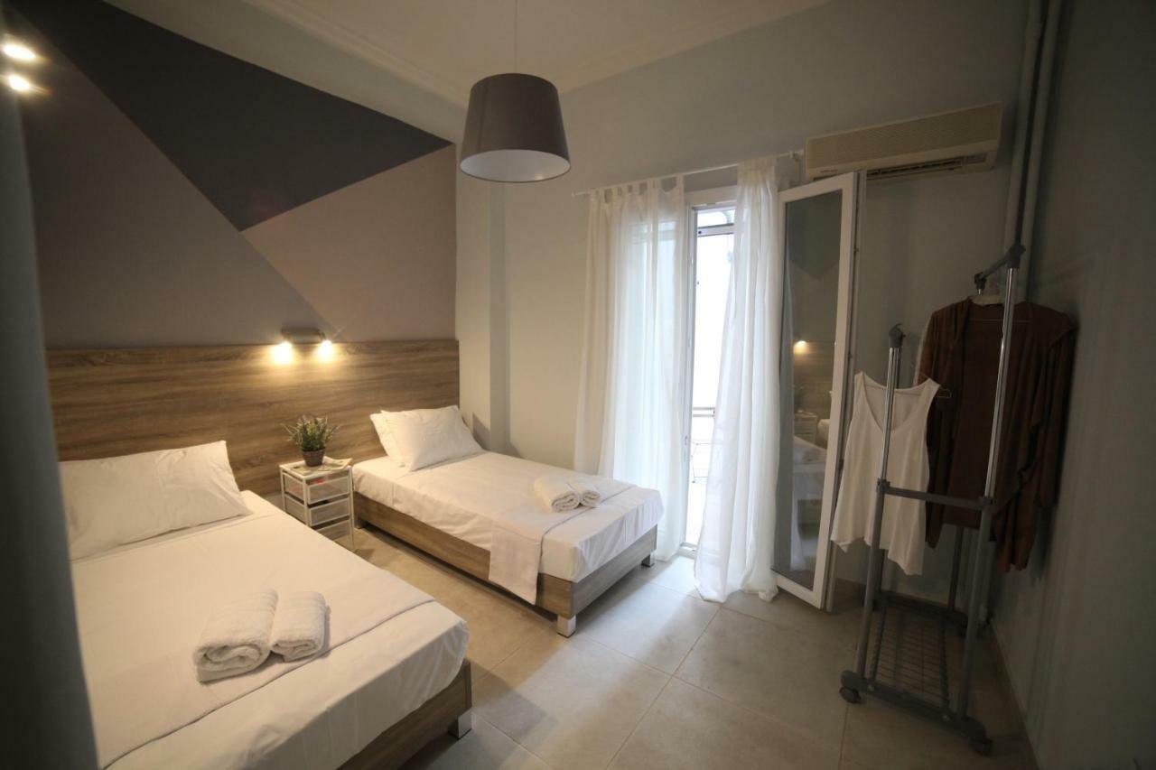 Ports Crossroad B Apartamento Pireu Exterior foto