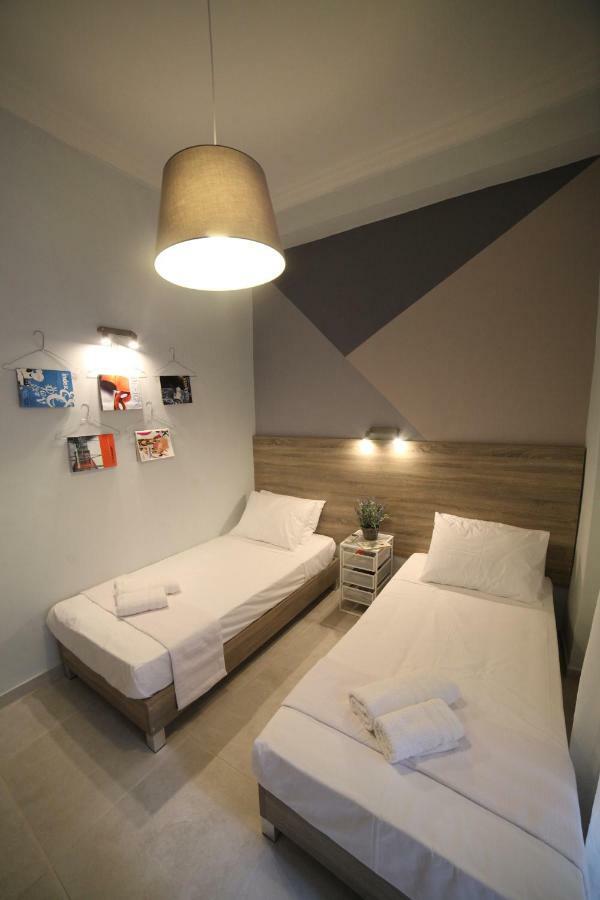 Ports Crossroad B Apartamento Pireu Exterior foto